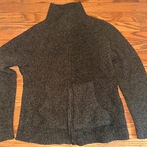 Cozy Dark Green Full-Zip Sweater